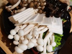 -湊湊火锅·茶憩(上海合生汇店)