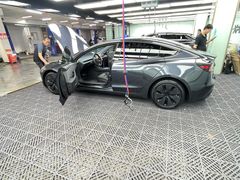 -友谊汽车维修保养·钣金喷漆事故定损·洗车贴膜