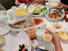 -大鸭梨烤鸭店(光彩店)