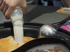 -生活如沸·顺德水牛奶火锅(大学路店)