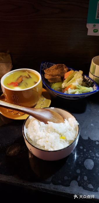 佛跳墙捞饭(连目巷店)图片