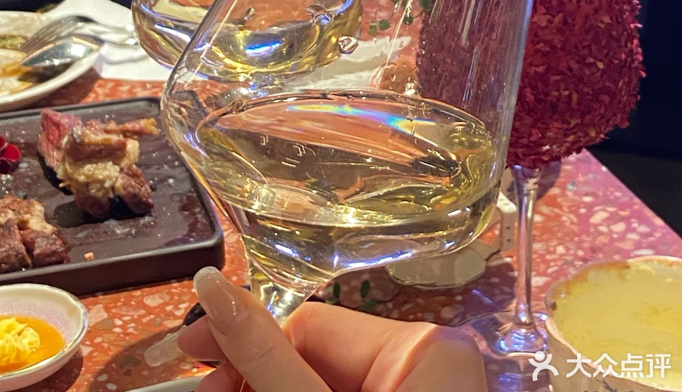 今天年前聚会啦