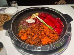 -卤校长老火锅(杨家坪直营店)