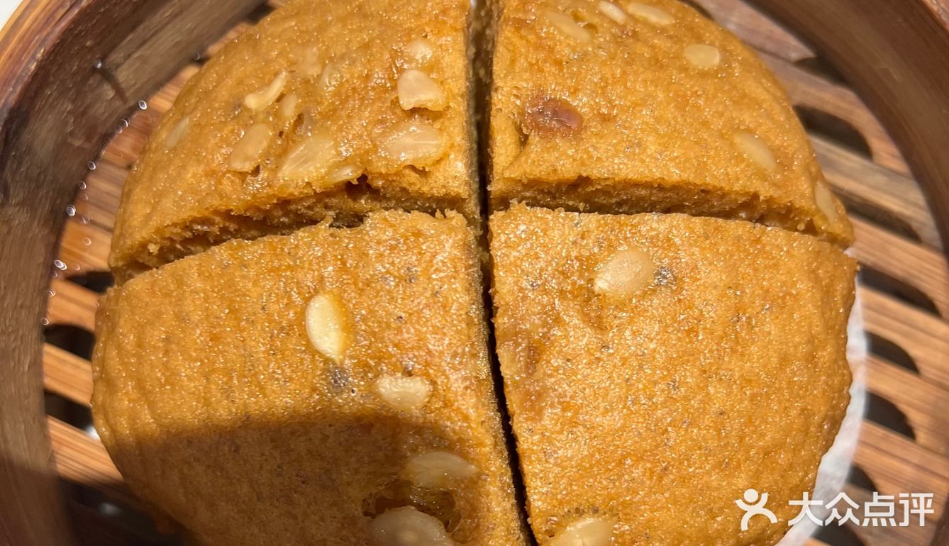 週日剛好特價點了個鹵水拼盤 好吃是好吃