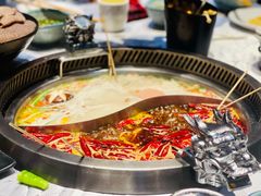 鸡汤鸳鸯锅-红辣椒·川菜·火锅(大洋中心店)
