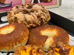 -HOT CRUSH趁热集合·现烤面包(环球港店)