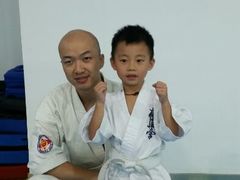 一大波萌娃2-极真空手道修远道场