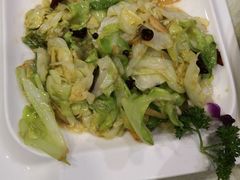 手撕包菜-东四民芳餐厅(世茂工三店)
