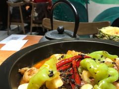 黑松露牛肝菌焖牛蛙-云海肴·汽锅鸡·云南菜(高德置地店)