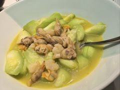 海鲜烩丝瓜-至尊鲨鱼·原烹海鲜·新浙菜(拱宸桥店)