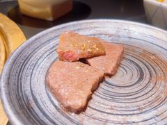 -山川小町·极番烧肉(新地假日广场店)