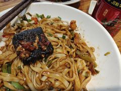 -湘人龙记老长沙米粉(鸟巢店)
