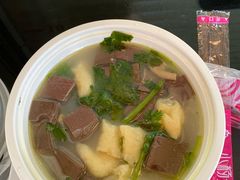 鸭血粉丝汤-小杨生煎(南京东路食品一店)