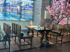 -忆江南·金鹏船宴