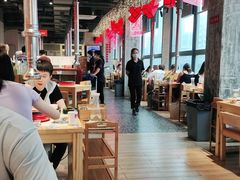 大堂-么肆烤肉·中式自助·烤肉大排档(街道口季佳PAI店)