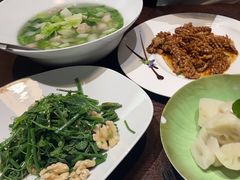 -湖畔鲁菜·二十年老字号餐厅(大明湖店)