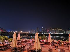 -胡桃里民谣酒馆