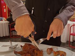 港式烤乳鸭-东富酒家(龙湖西溪天街店)