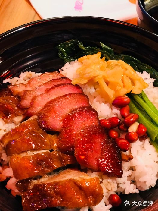 粤吧港式烧腊·粉面(锦峰国际店)叉烧拼鸭饭图片 第2张