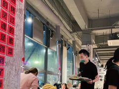 大堂-么肆烤肉·中式自助·烤肉大排档(街道口季佳PAI店)