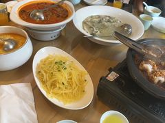 -严记小天府酸菜鱼(西四路店)