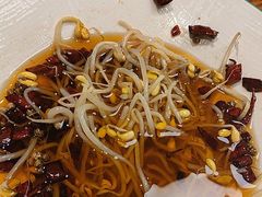 -赶海部落海鲜城(海阳路店)