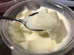 冻双皮奶-百花传统甜品店(原址店)