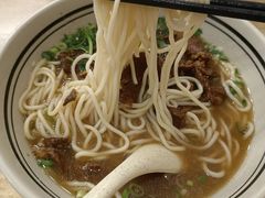 -小马牛肉面·牛骨熬制(南京博物院店)