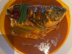 酱烧鱼头配油条-鸽子侯·家宴·平价海鲜(市图书馆店)