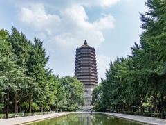 -玲珑塔公园
