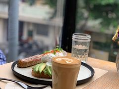 拿铁-O'mills Sourdough Bakery&Bistro(永嘉路店)