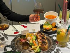 -静香HOUSE·全时段融合餐厅(七星欢乐颂店)