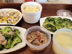 -优护佳月嫂育儿嫂中心(静安店)