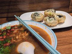 -小杨生煎(白玉兰广场店)