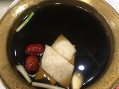 珍菌清汤锅-小背篓菌汤火锅(济阳店)