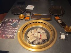 -铭牛烧肉·和牛海鲜自助(高新月牙湖店)
