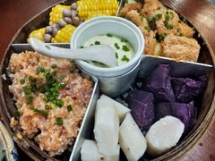 -黄桷树曹家私房菜(江与城店)