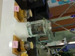 -茂菊口腔连锁(浦东南路店)