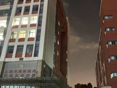 -上海市工商外国语学校