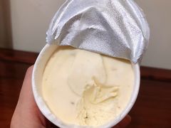 -红宝石·鲜奶小方·海派西点房(南丹店)