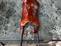 -黄记四更烤乳猪店