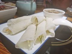 -野山舂·贵州现舂酸汤火锅(鸿通城店)