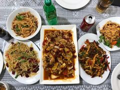 -YI PIN JU 一品居中餐厅 中国超市
