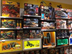 -乐高授权专卖店(朝阳大悦城店)