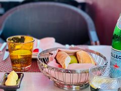 餐前面包-Kathleen's Waitan 凯圣琳江景西餐厅(外滩店)