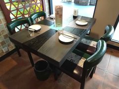 -壹号院音乐餐厅•烤全羊•新疆菜(浐灞店)