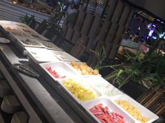 -海柜涮烤一体自助餐厅(金鹰店)