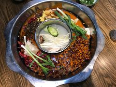 -周幺妹重庆老火锅(银泰城总店)