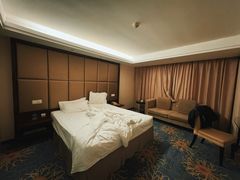 -郑州粤海酒店(郑州二七广场店)