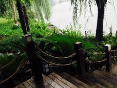 -上海怡沁园度假酒店